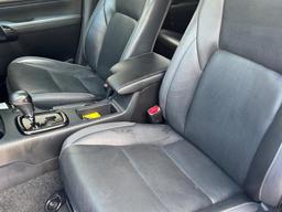 Toyota Hilux 2.8 D-4D Invincible X Auto 4WD Euro 6 (s/s) 4dr at 32th