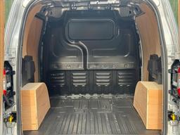 Ford Transit Courier 1.0 EcoBoost Limited L1 Euro 6 5dr at 43th