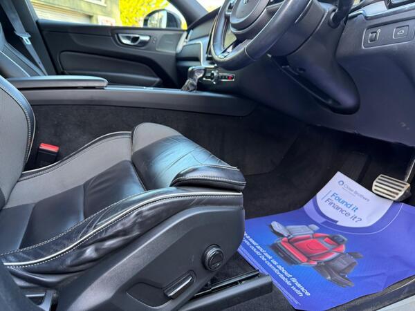 Volvo XC60 2.0 D4 R-Design Auto Euro 6 (s/s) 5dr