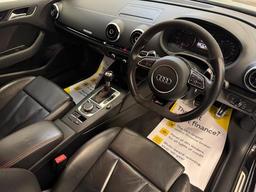 Audi RS3 2.5 TFSI Sportback S Tronic quattro Euro 6 (s/s) 5dr at 2th