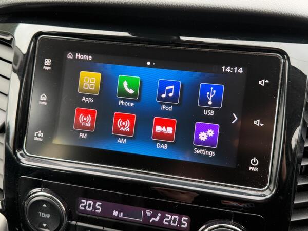 Mitsubishi L200 2.4 DI-D DC Warrior 4WD Euro 6 4dr