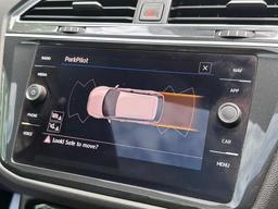 Volkswagen Tiguan 2.0 TDI R-Line DSG 4Motion Euro 6 (s/s) 5dr at 6th