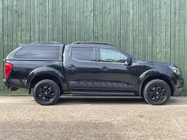 Nissan Navara 2.3 dCi N-Guard Auto 4WD Euro 6 4dr