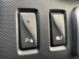 Vauxhall Vivaro 1.6 CDTi 2900 BiTurbo ecoTEC Limited Edition Nav Crew Van L2 H1 Euro 6 (s/s) 5dr (6 Seat) at 55th