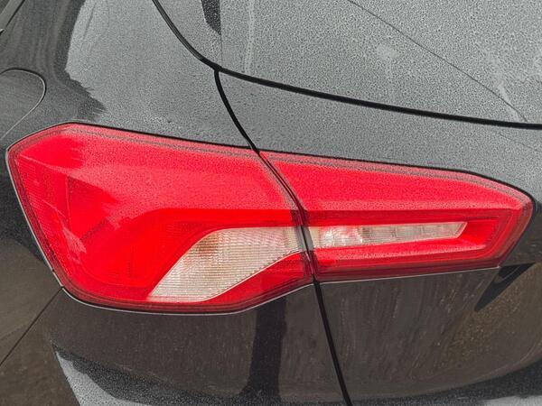 Ford Focus 2.3T EcoBoost ST Euro 6 (s/s) 5dr