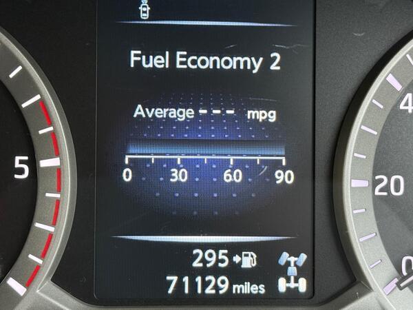 Nissan Navara 2.3 dCi Tekna 4WD Euro 6 (s/s) 4dr