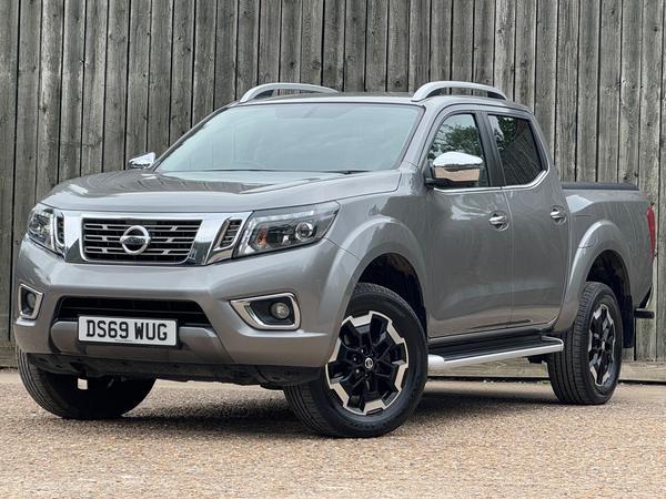 Nissan Navara 2.3 dCi Tekna Auto 4WD Euro 6 4dr