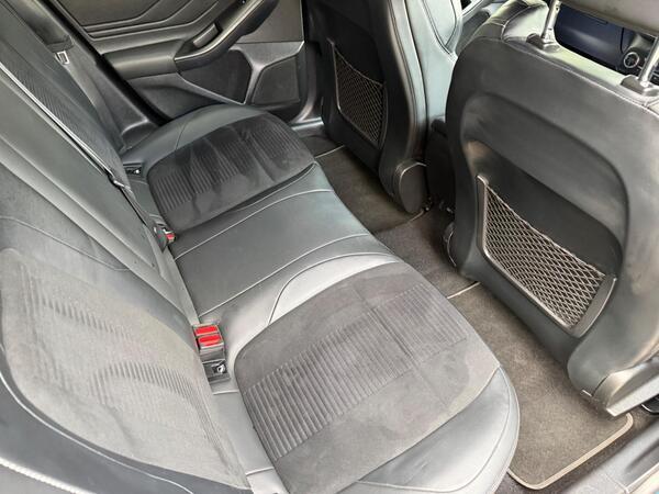 Ford Focus 2.3T EcoBoost ST Euro 6 (s/s) 5dr