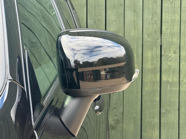 Volvo XC60 2.0 T5 R-Design Auto AWD Euro 6 (s/s) 5dr