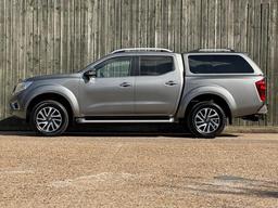 Nissan Navara 2.3 dCi Tekna Auto 4WD Euro 6 4dr at 5th