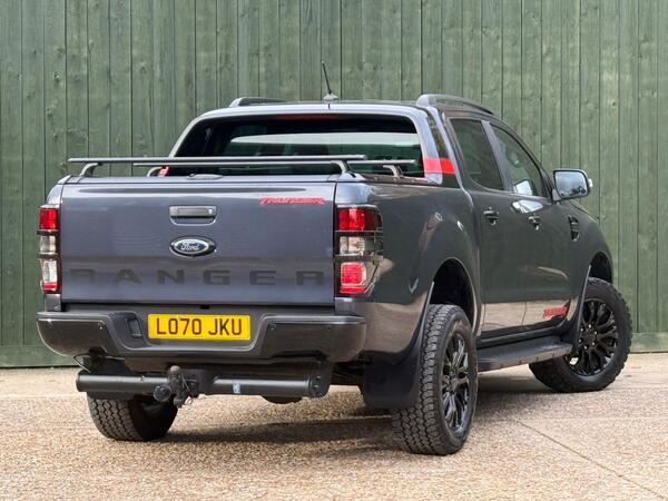 Ford Ranger 2.0 EcoBlue Thunder Pickup Double Cab 4dr Diesel Auto 4WD Euro 6 (s/s) (213 ps)