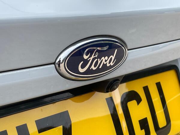 Ford Fiesta 1.6T EcoBoost ST-200 Euro 6 3dr