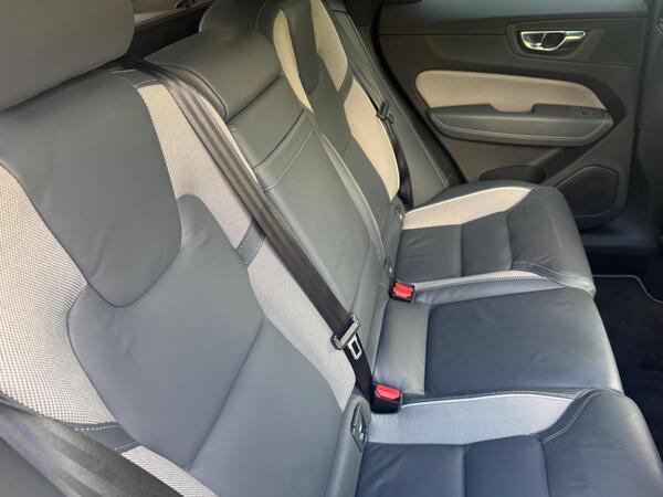 Volvo XC60 2.0 T5 R-Design Auto AWD Euro 6 (s/s) 5dr