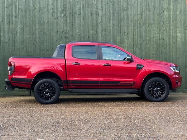 Ford Ranger 2.0 EcoBlue Stormtrak Pickup Double Cab 4dr Diesel Auto 4WD Euro 6 (s/s) (213 ps)