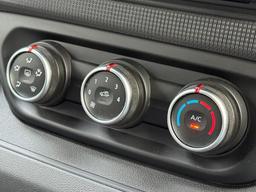 Renault Trafic 2.0 dCi Blue SL28 Business+ L1 H1 Euro 6 (s/s) 5dr at 29th