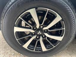 Mitsubishi Shogun Sport 2.4D 3 Auto 4WD Euro 6 5dr at 39th
