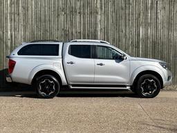 Nissan Navara 2.3 dCi Tekna Auto 4WD Euro 6 4dr at 14th