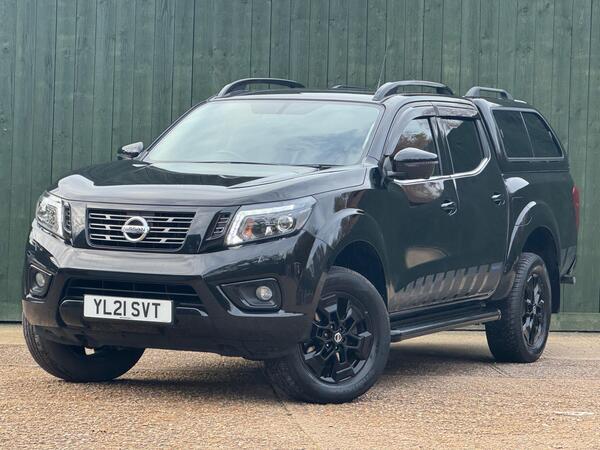 Nissan Navara 2.3 dCi N-Guard Auto 4WD Euro 6 4dr