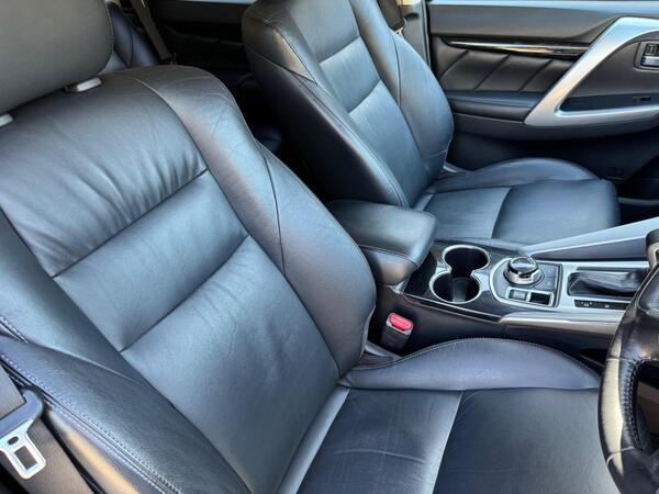 Mitsubishi Shogun Sport 2.4D 3 Auto 4WD Euro 6 5dr