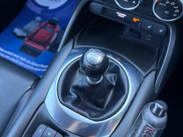 Mazda MX-5 1.5 SKYACTIV-G Arctic Euro 6 2dr