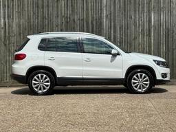 Volkswagen Tiguan 2.0 TDI BlueMotion Tech Match 4WD Euro 5 (s/s) 5dr at 24th