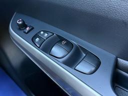 Nissan Navara 2.3 dCi N-Guard Auto 4WD Euro 6 4dr at 40th