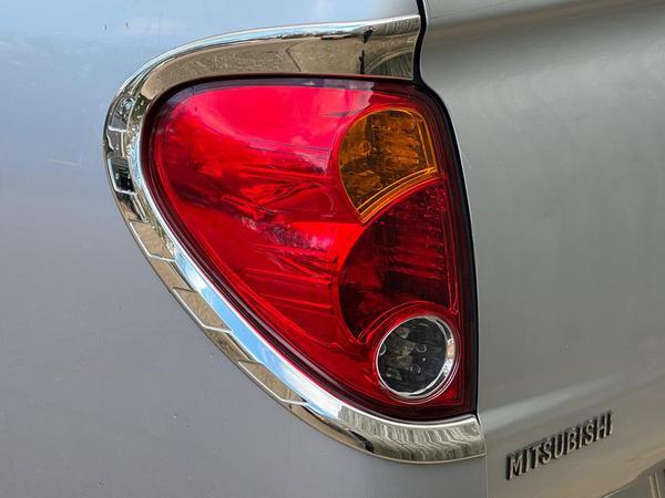 Mitsubishi L200 2.5 DI-D Barbarian 4WD Euro 5 4dr (LB)
