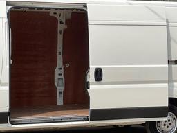 Citroen Relay 2.2 BlueHDi 35 Enterprise L3 High Roof Euro 6 (s/s) 5dr at 50th