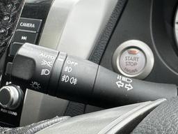 Nissan Navara 2.3 dCi N-Guard 4WD Euro 6 (s/s) 4dr at 24th