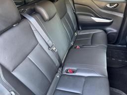 Nissan Navara 2.3 dCi Tekna 4WD Euro 6 (s/s) 4dr at 8th