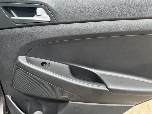 Hyundai TUCSON 1.7 CRDi Blue Drive SE Nav Euro 6 (s/s) 5dr