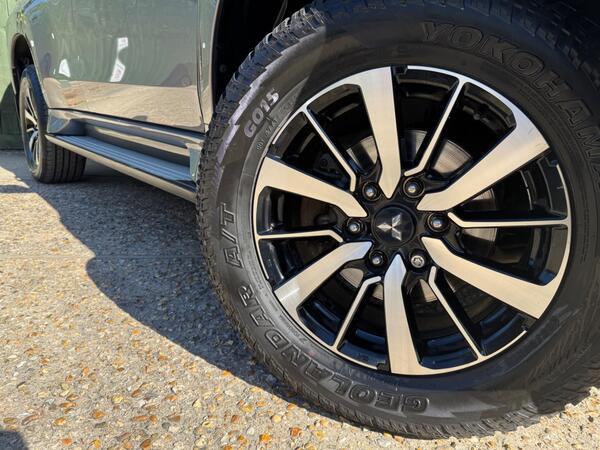 Mitsubishi Shogun Sport 2.4D 3 Auto 4WD Euro 6 5dr
