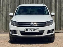 Volkswagen Tiguan 2.0 TDI BlueMotion Tech Match 4WD Euro 5 (s/s) 5dr at 8th