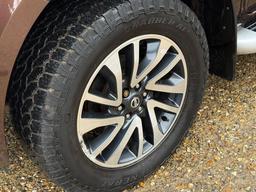 Nissan Navara 2.3 dCi Tekna 4WD Euro 6 (s/s) 4dr at 31th
