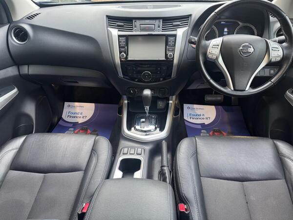 Nissan Navara 2.3 dCi N-Guard Auto 4WD Euro 6 4dr