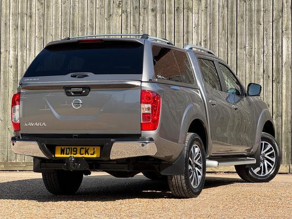 Nissan Navara 2.3 dCi Tekna Auto 4WD Euro 6 4dr
