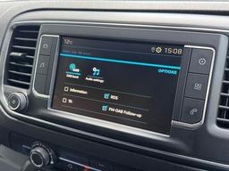 Peugeot Expert 2.0 BlueHDi 1400 Professional Premium Standard Panel Van MWB Euro 6 (s/s) 6dr at 39th