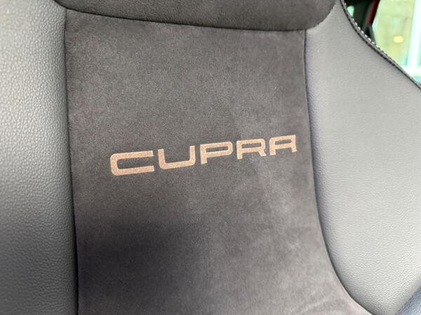 SEAT Leon 2.0 TSI Cupra 290 Lux DSG Euro 6 (s/s) 5dr