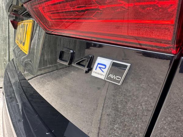 Volvo XC60 2.0 D4 R-Design Pro Auto AWD Euro 6 (s/s) 5dr
