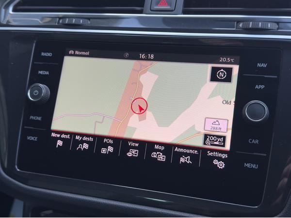 Volkswagen Tiguan 2.0 TDI R-Line Tech DSG 4Motion Euro 6 (s/s) 5dr