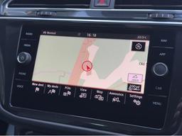 Volkswagen Tiguan 2.0 TDI R-Line Tech DSG 4Motion Euro 6 (s/s) 5dr at 3th