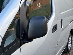 Nissan NV200 1.5 dCi Tekna SWB Euro 6 6dr at 31th