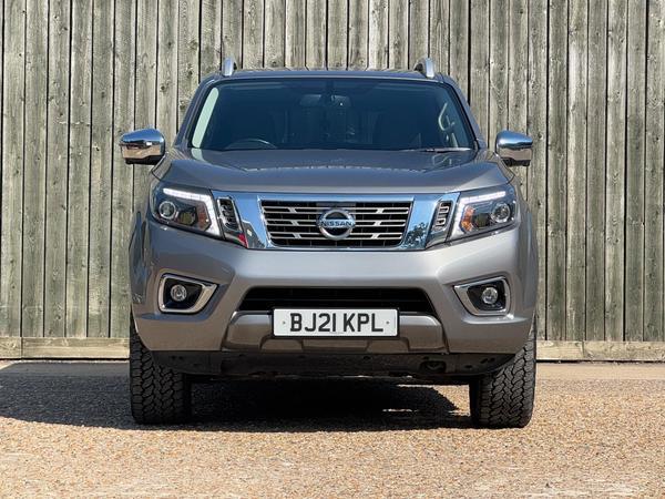 Nissan Navara 2.3 dCi Tekna Auto 4WD Euro 6 4dr