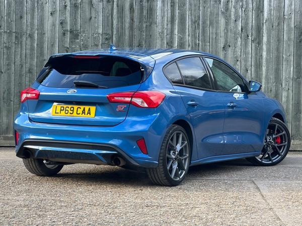 Ford Focus 2.3T EcoBoost ST Euro 6 (s/s) 5dr