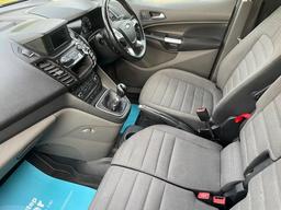 Ford Transit Connect 1.5 240 EcoBlue Limited L2 Euro 6 (s/s) 5dr at 4th