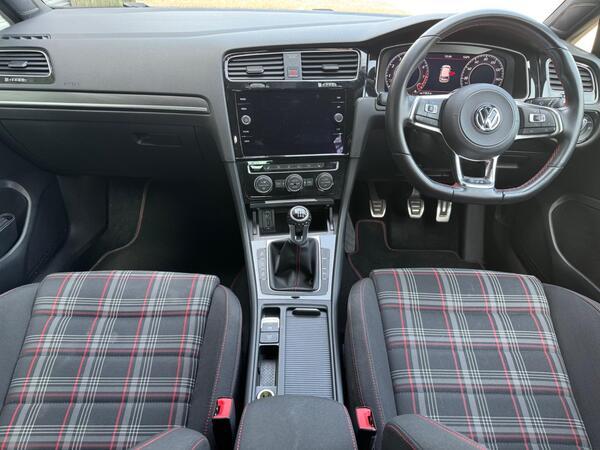 Volkswagen Golf 2.0 TSI GTI Performance Euro 6 (s/s) 5dr