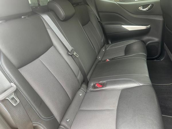 Nissan Navara 2.3 dCi N-Guard 4WD Euro 6 (s/s) 4dr