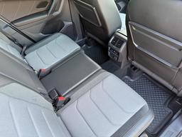 Volkswagen Tiguan 2.0 TDI R-Line Tech DSG 4Motion Euro 6 (s/s) 5dr at 20th