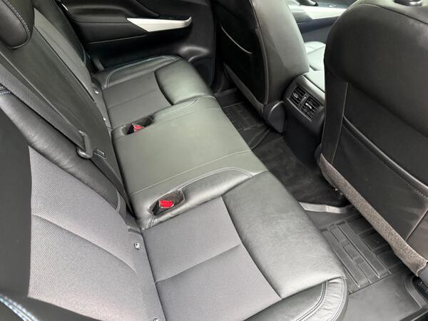 Nissan Navara 2.3 dCi N-Guard Auto 4WD Euro 6 4dr