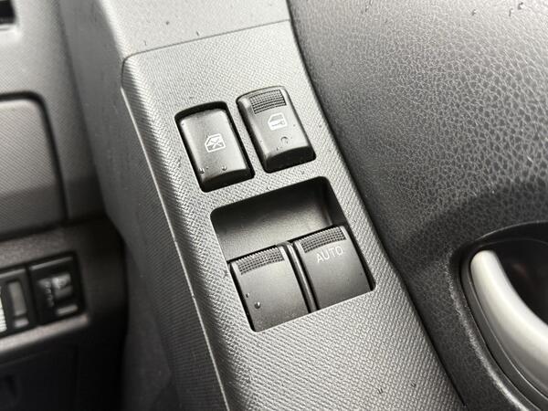 Isuzu D-Max 1.9 TD Yukon 4WD Euro 6 2dr